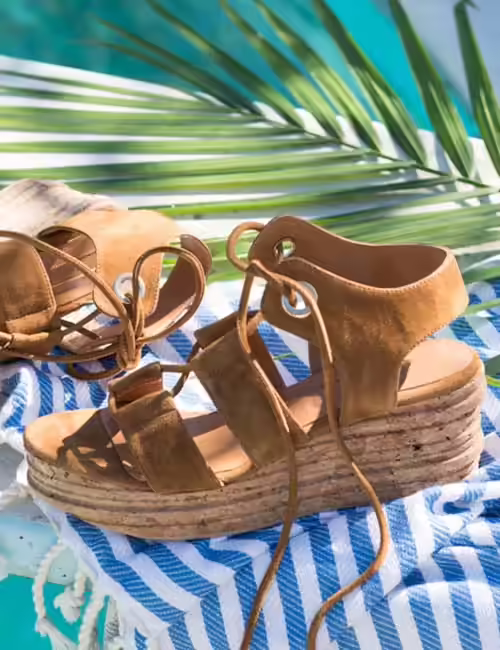 What To Wear On A Cruise - Shoes
