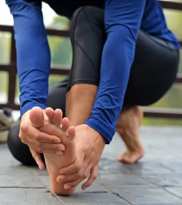 15 Plantar Fasciitis Exercises And Stretches To Relieve Foot Pain_image