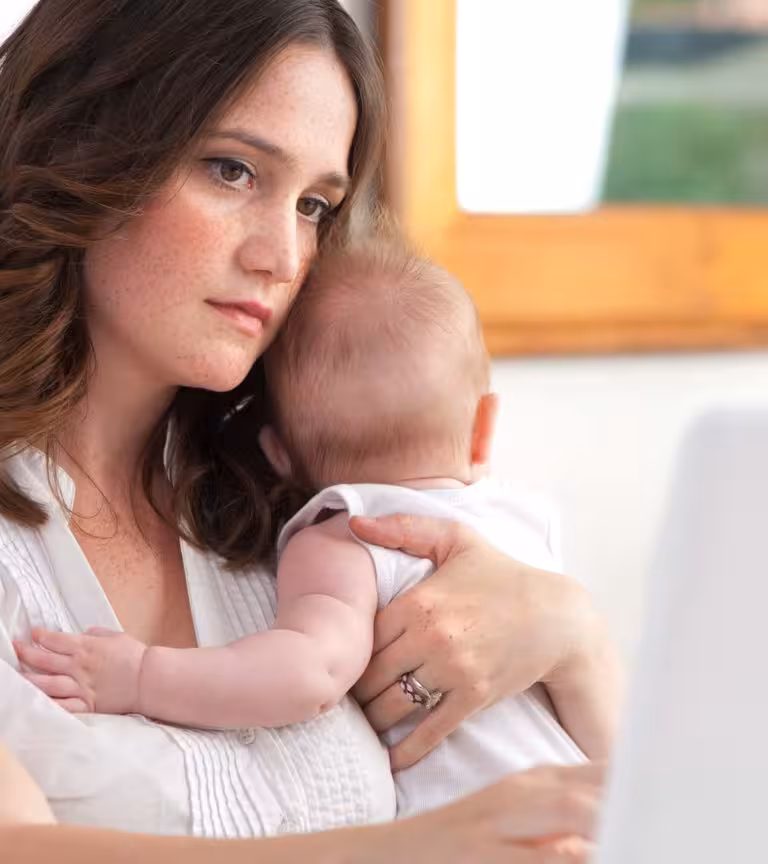 Postpartum Anxiety What Are The Symptoms And How To Deal With It