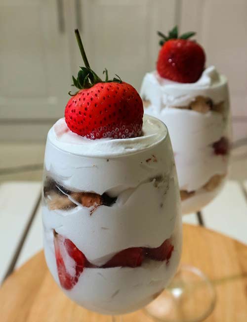 No-Bake Low Carb Strawberry Lemon Cheesecake Treats