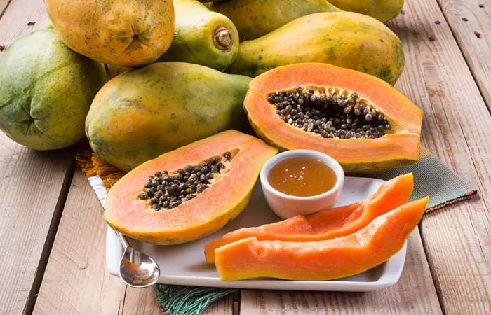 5. Papaya And Honey Face Pack