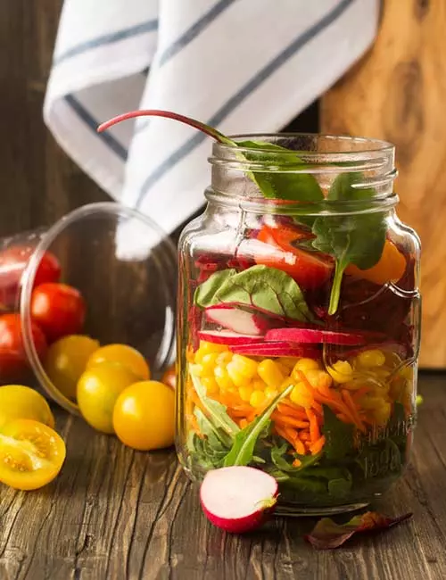 13.-Vegan-Corn-Salad-In-Mason-Jar