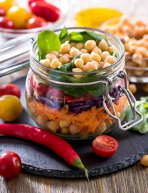 2.-Vegan-Garbanzo-Bean-Salad-In-A-Jar