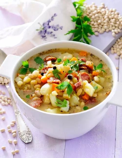 5.-Vegan-Soya-Bean-And-Vegetable-Soup