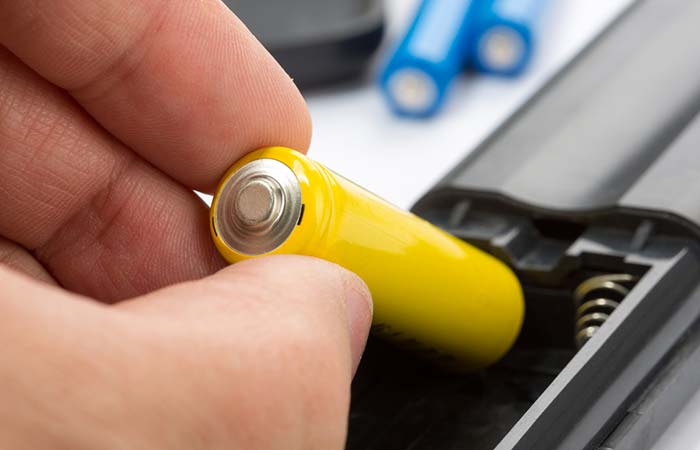 Make Your Own Remote Control With One Battery