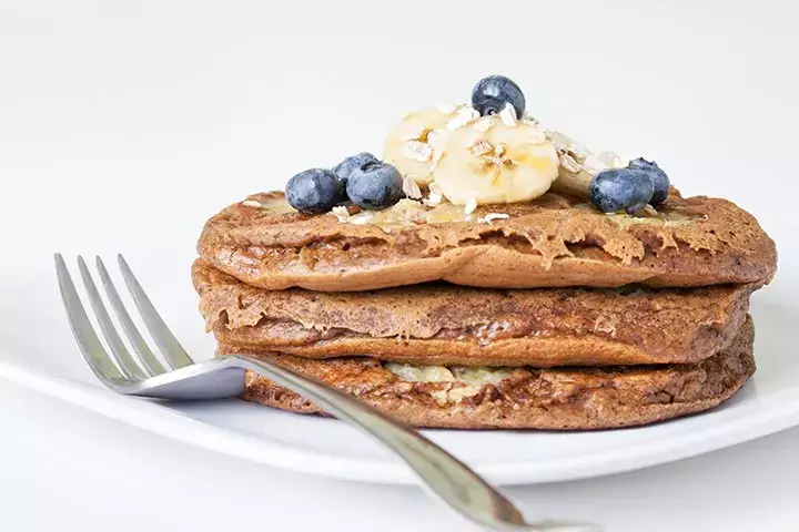 Nutella stuffed banana pancake recipe for kids