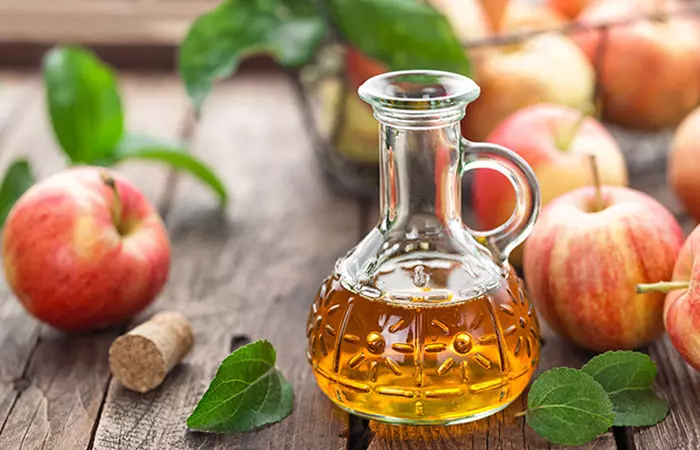 Apple cider vinegar for treating hiatal hernia naturally