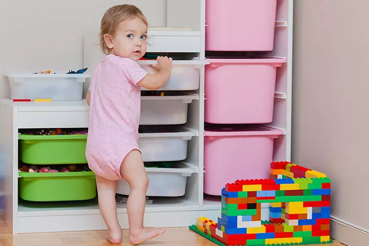 Cabinets With Plastic Bins