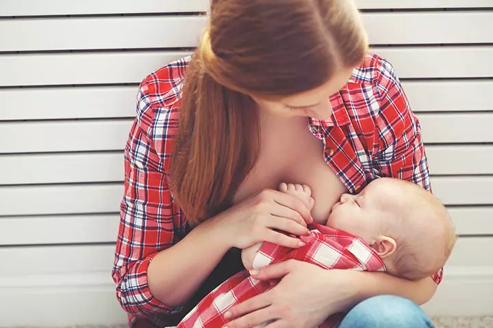 7. Breastfeeding Outfits Are A Good Idea