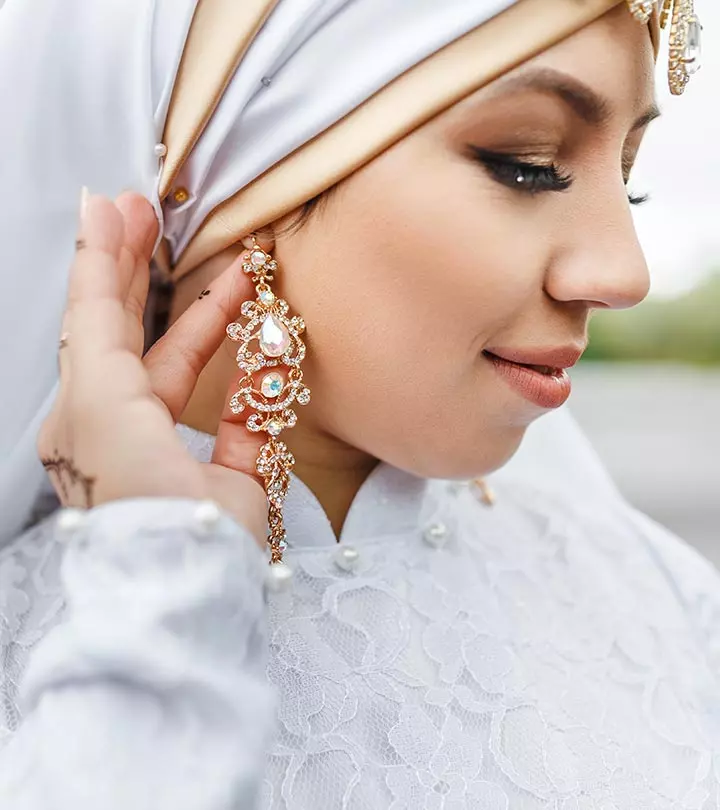 How To Dress Up This Eid The Perfect Makeup And Outfits