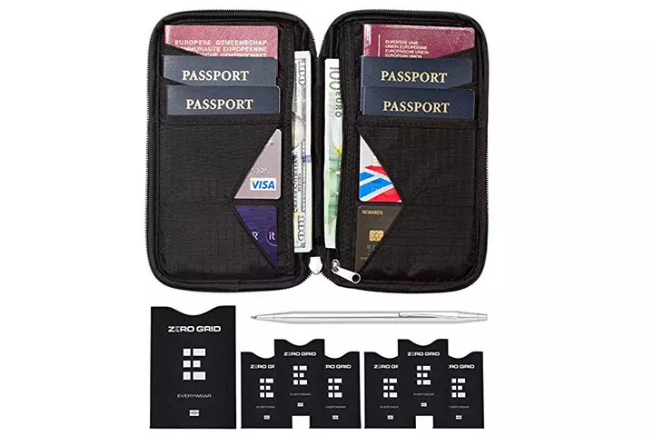 Family passport holder