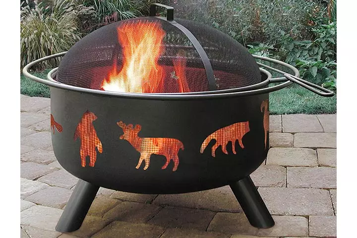 Outdoor fire pit