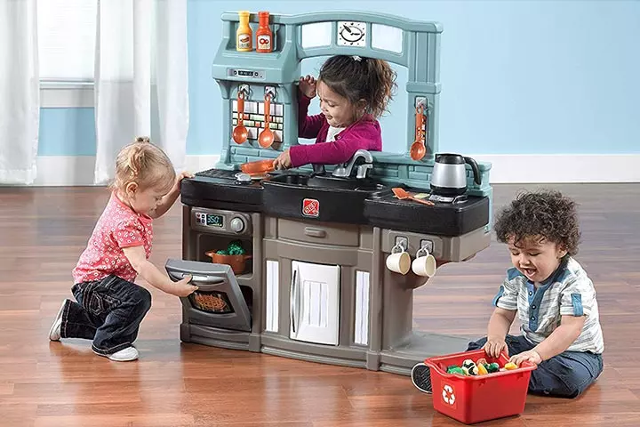 Step2 Best Chef's Toy Kitchen