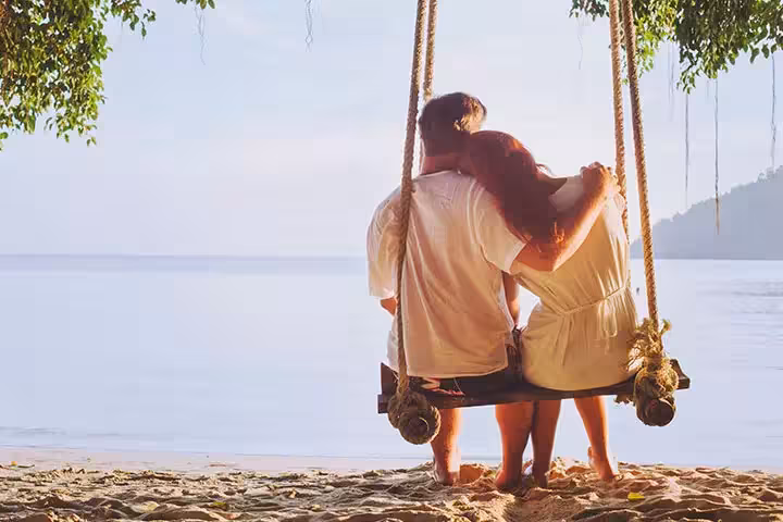 What is an intimate relationship and how to build it