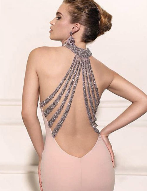 Inverted Triangle Body Type