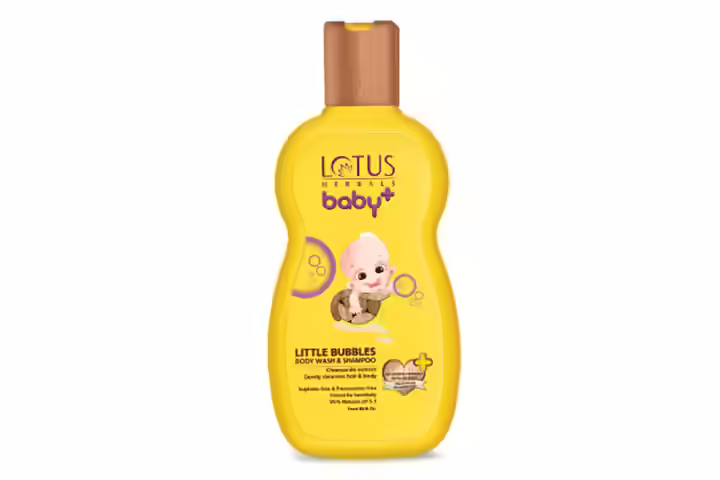 Bathing Baby Using Natural Products