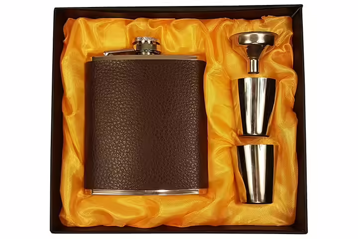 Brown Leather 7Oz Flask Gift Set With Two Shot Glasses and Funnel