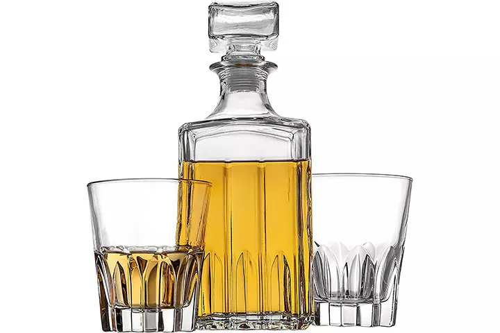 Godinger Whiskey Decanter and 2 Whiskey Glasses Bar Set