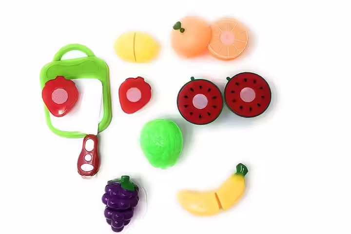 Blossom 10 Piece Set Slicable Fruit Basket Toy
