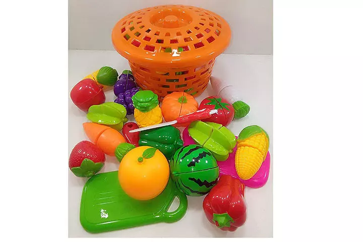  Kidz Enterprises Realistic Slicable Fruits And Vegetables