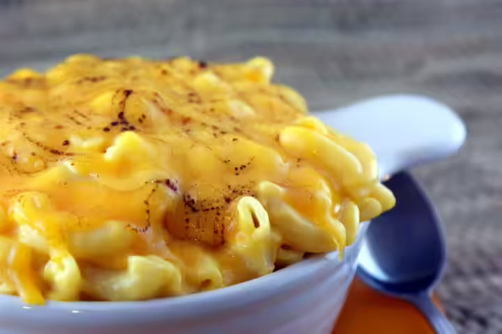 Mac and cheese pasta