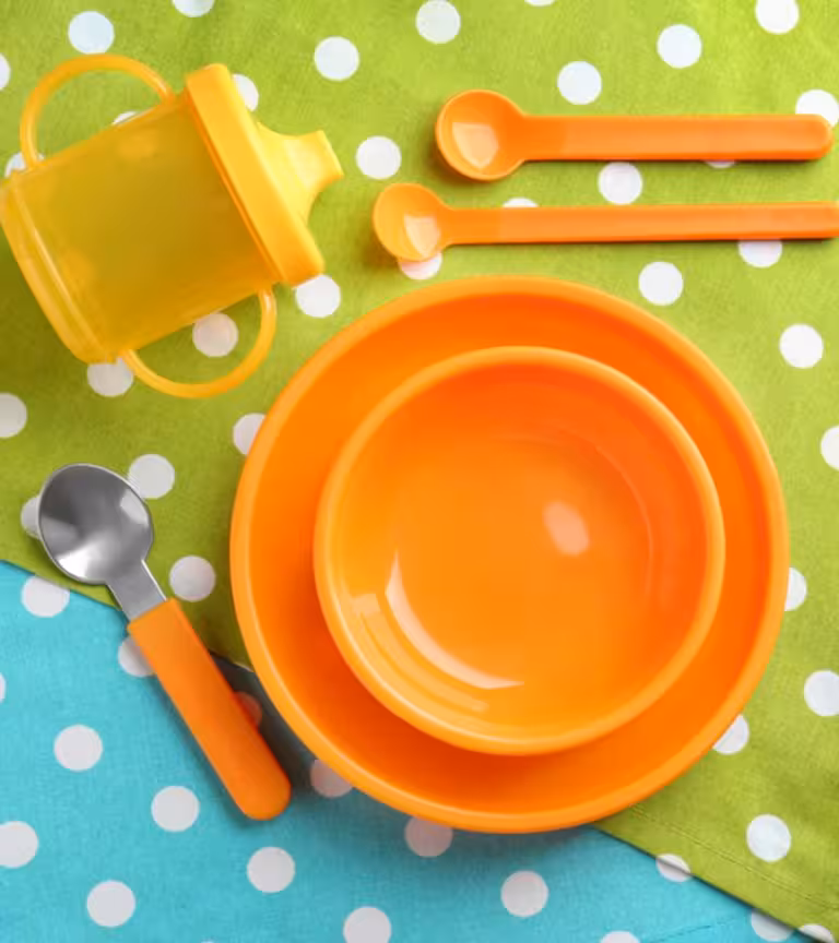 quick-and-simple-trick-to-clean-baby-utensils-and-toys