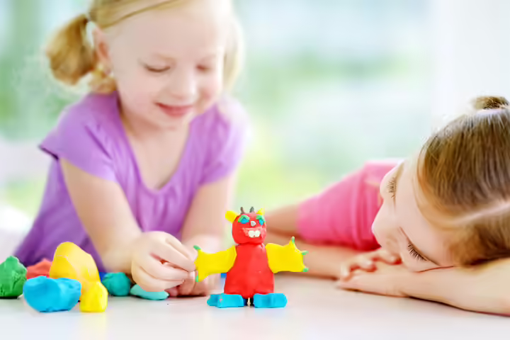 Clay molding activities for 5 year olds Clay molding activities for 5 year olds