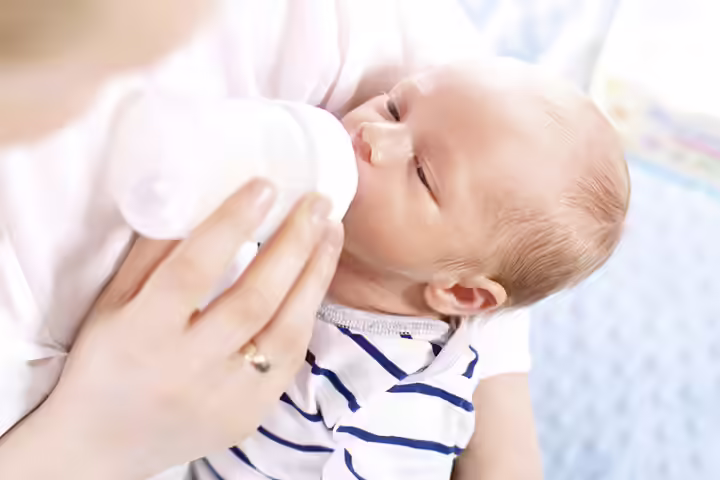 How Much Should I Feed My Baby