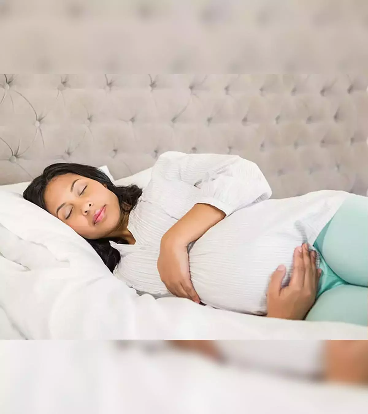 How to Sleep in Pregnancy in Bengali