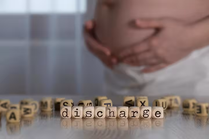 white discharge during pregnancy in tamil