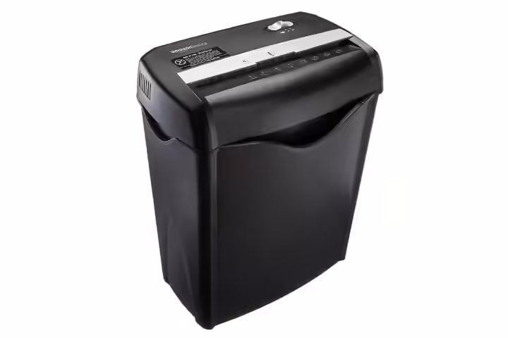 AmazonBasics 6-Sheet Cross-Cut Paper and Credit Card Home Office Shredder