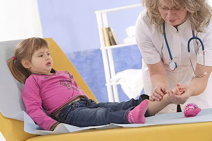 Ankle Sprain In Children Home Care, Treatment And When to See A Doctor Web