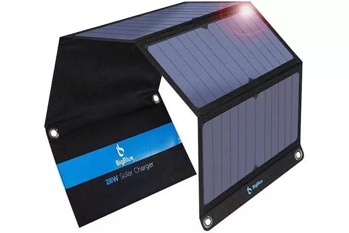 BigBlue 28W Solar Charger