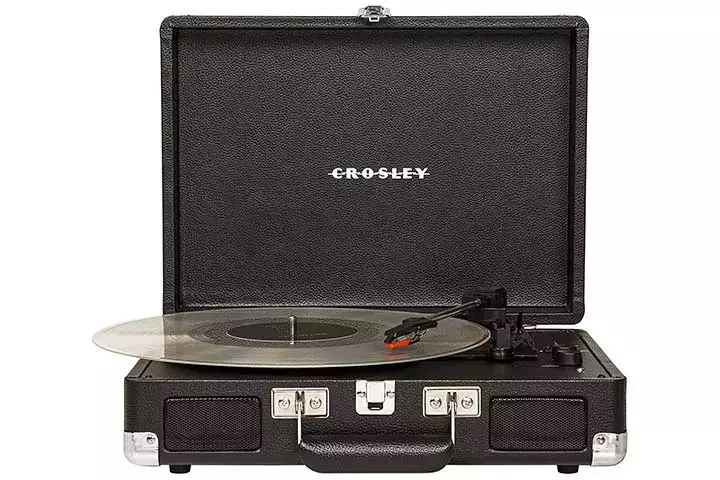 Crosley Cruiser Deluxe Vintage 3-Speed Bluetooth Suitcase Turntable