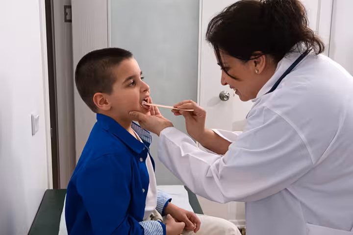 Tonsillitis In Children Causes, Symptoms, Remedies, And Treatment-1.jpg