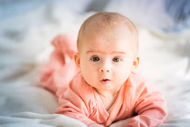 When Do Babies Start Holding Their Head Up On Their Own
