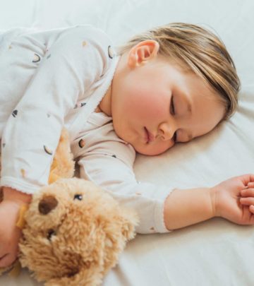 10 Tips To Make Toddler Bedtime Routine Easier