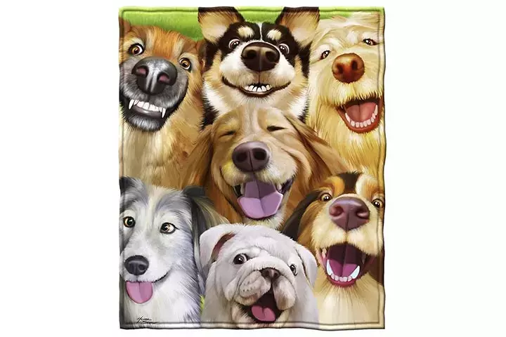 Dawhud Direct Dogs Selfie Throw Blanket