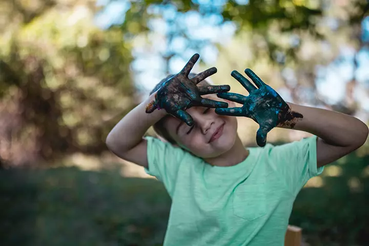 Handprint leaf fall crafts for kids