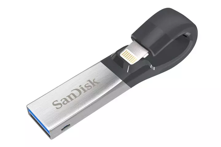 SandiskiXpand 32GB Flash Drive