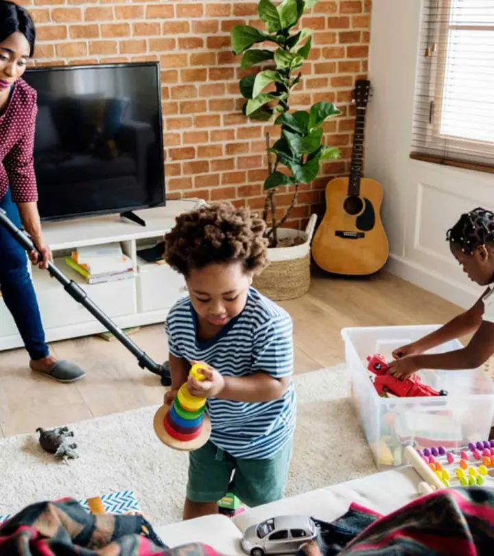 At What Age Should Kids Start Doing Household Chores 