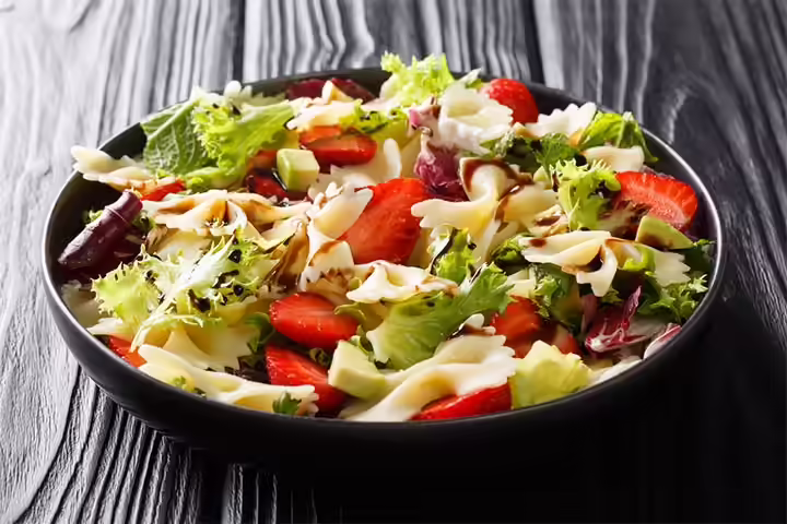 Colorful bow tie pasta salad cold lunch ideas for kids Colorful bow tie pasta salad cold lunch ideas for kids