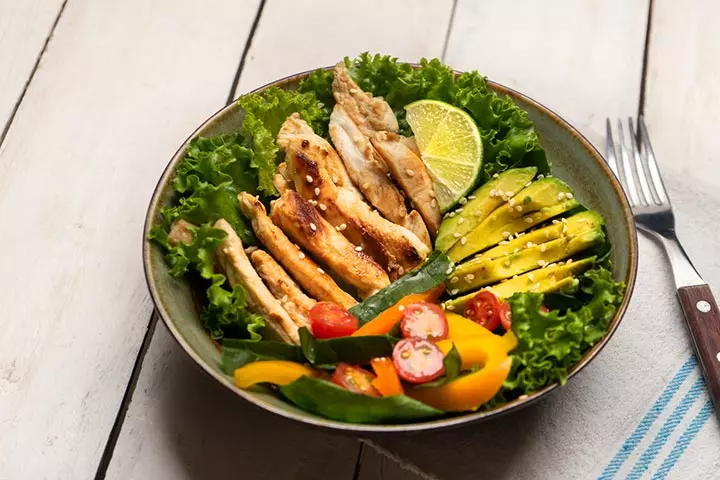 Grilled lemon-herb chicken and avocado salad cold lunch ideas for kids