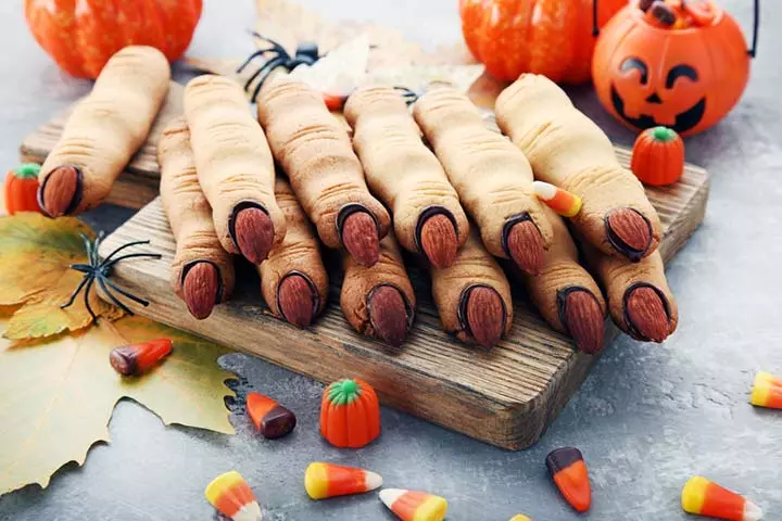 Halloween finger cookies