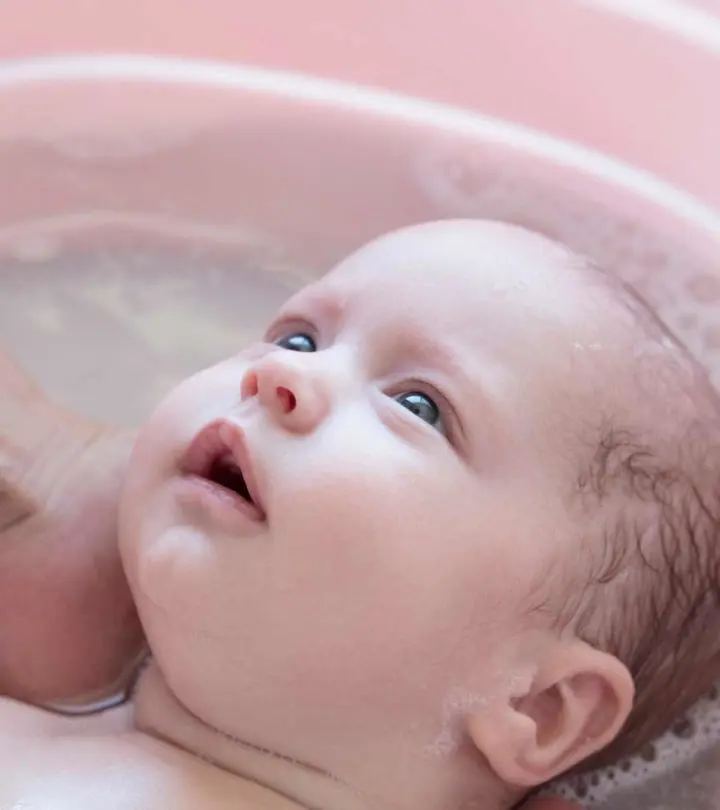 How To Make An Oatmeal Bath For Babies, And Its Benefits