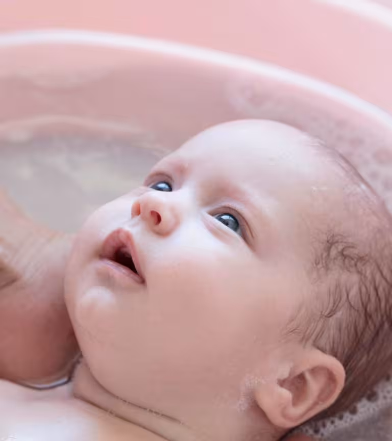 How To Make An Oatmeal Bath For Babies, And Its Benefits