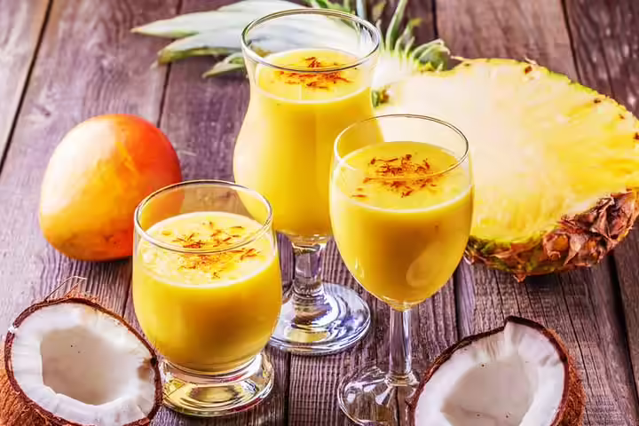Kid-friendly mango and coconut milk vegan smoothie recipe Kid-friendly mango and coconut milk vegan smoothie recipe