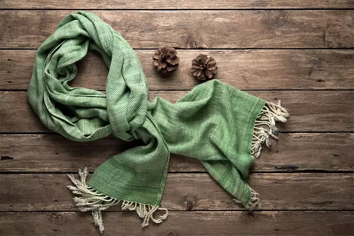 Tassel scarf