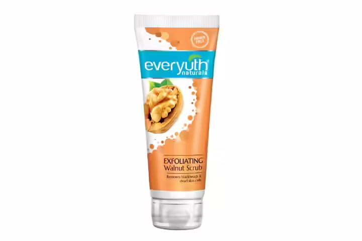 Everyuth Naturals Exfoliating Walnut Scrub