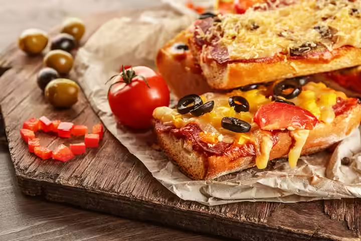 Tuna melt pizza baguettes, fish recipe for kids Tuna melt pizza baguettes, fish recipe for kids